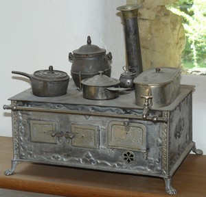 Fourneau miniature zinc / photo N. Le Clerc Fourneau miniature zinc / photo N. Le Clerc